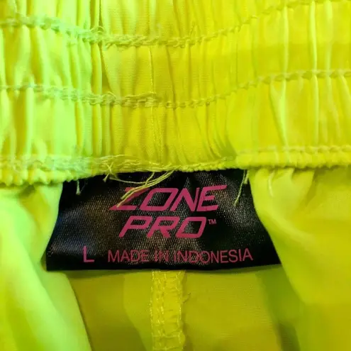 Zone Pro Colorful Top and Bright Yellow Shorts Womens L Used 2 Pieces