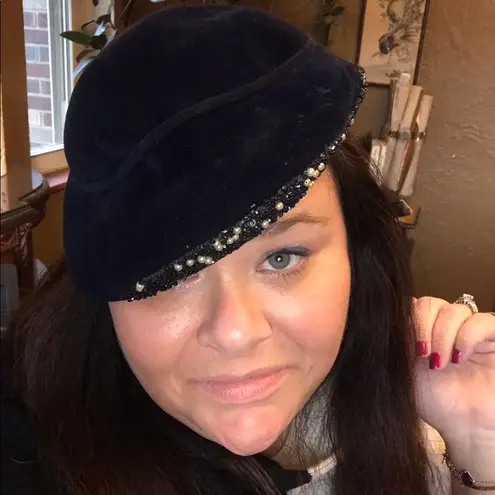 Winkelmans VINTAGE 1960'S BLUE VELOUR BERET STYLE HAT WITH RHINESTONE EMBELLISHMENT