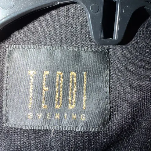 Elegant Burgundy Velvet Evening Jacket | Vintage Teddi Embroidered Blazer Red Size 16