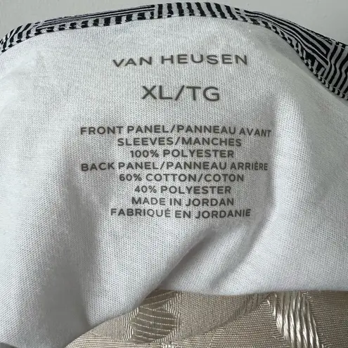 Van Heusen 3/4 Sleeve V-neck Top XL