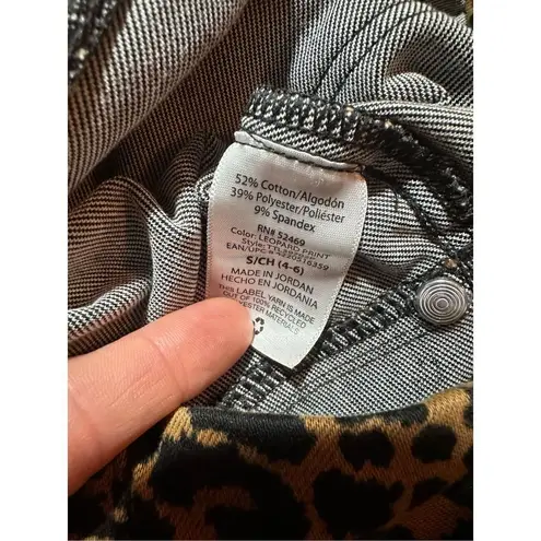 Time & Tru womens leopard print pants sz 4