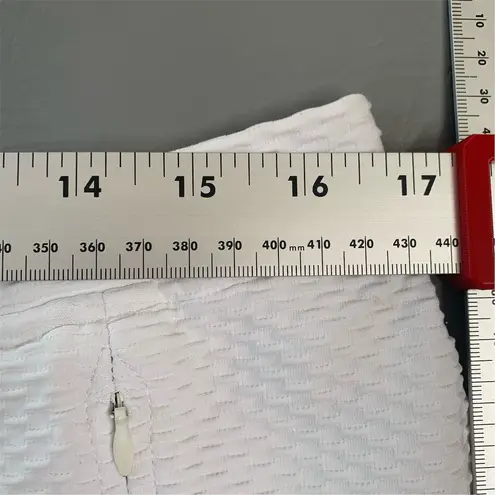 Tail Women's White Textured Knee