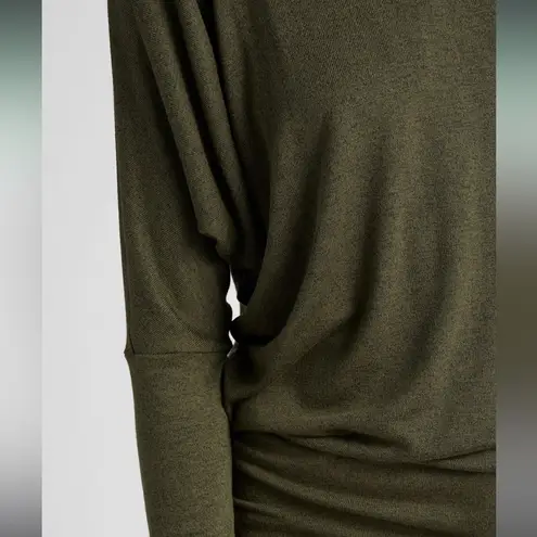 Wantable Hacci Dolman Top Olive XL Green