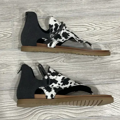 Very G Angelika Hooded Cow Print Sandal