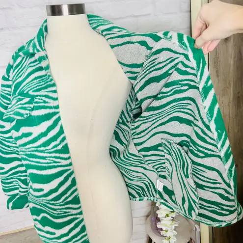 Boutique White & Green Zebra Shacket