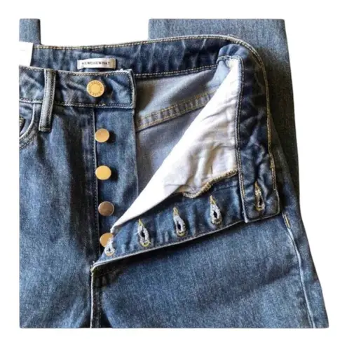 We Wore What NWT The Danielle High Rise Straight Jean in Spring St Hole, 25