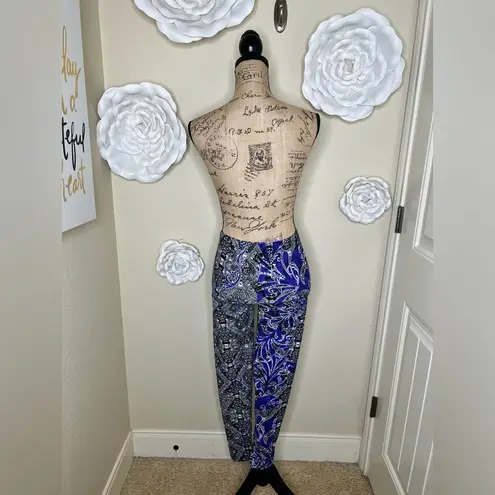 Honey & Lace Soft Stretchy White, Black & Blue Leggings in Size One Size