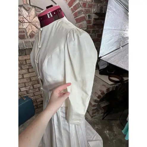 wedding suit cream puff sleeve peplum train