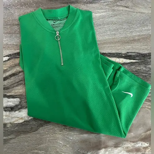 Nike Beautiful  Golf pullover- Kelly Green- Size Medium- NWT! ⛳️