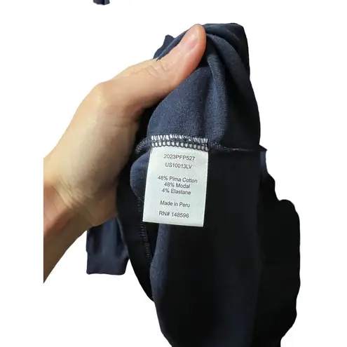 Universal Standard Foundation Long Sleeve V-Neck Tee NWT Size 2-4