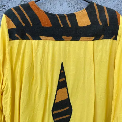 Laffaire Vintage Yellow Funky Seashell Embellished Button Up T-shirt