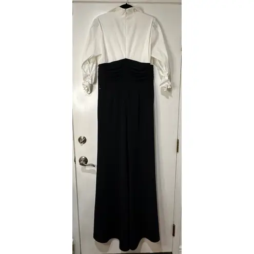 Tadashi Shoji Vanguard Collared Contrast Gown Ivory Black 12 NWT Sophisticated