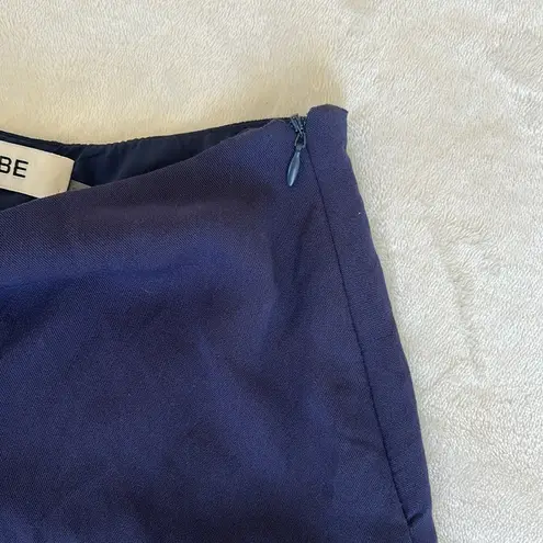 DO+BE  Navy Ruffley Skort