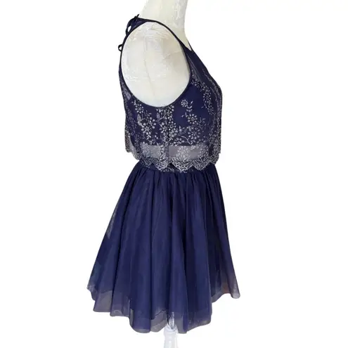 Social Code navy and silver sparkle halter illusion dress lined size 0 Blue