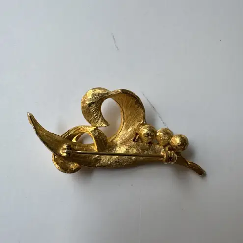 Lot Of 7 Various Gold Tone Embellished Vintage Brooches Costume Gems Working Pin