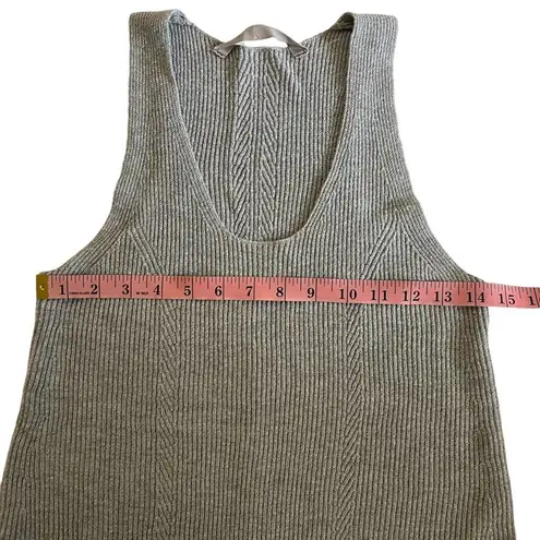 Athleta  Gray Linen Blend Ribbed Tank Top