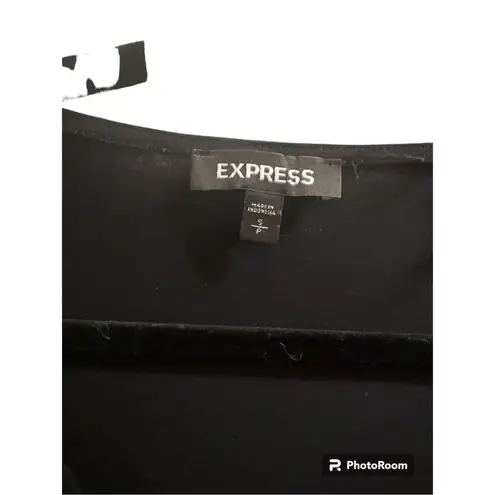 EXPRESS ✨ flutter sleeve black button down belted romper✨