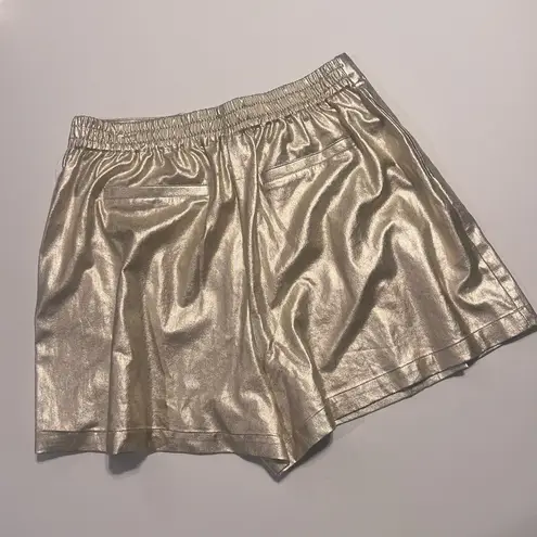 House of Harlow 1960 High Waisted Pleated Gold Foil Metallic Shorts Size Large