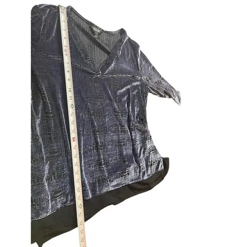 Simply Vera Wang Purple Black Velvet Burnout Long Sleeve V