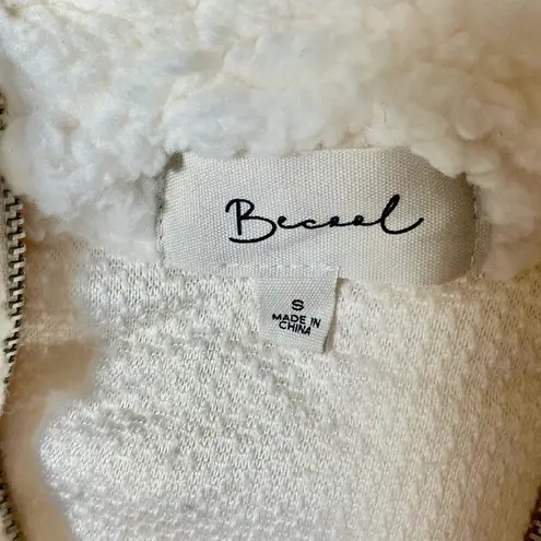 Be cool Teddy Bear Faux Shearling Sherpa Half-Zip Sweater