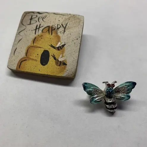 Lot Of 2 Brooches Pins • Bee Happy (Be Happy)