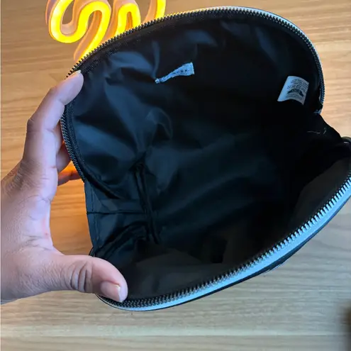 Rae Dunn  BEE yourself makeup pouch - Image 2