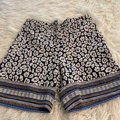 J. McLaughlin J.M.Laughlin Women’s Shorts size 4 excellent condition please see all photos