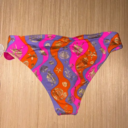 Beach Bunny Georgia halter top and Kate full bottom wavy shells bikini set S NWT