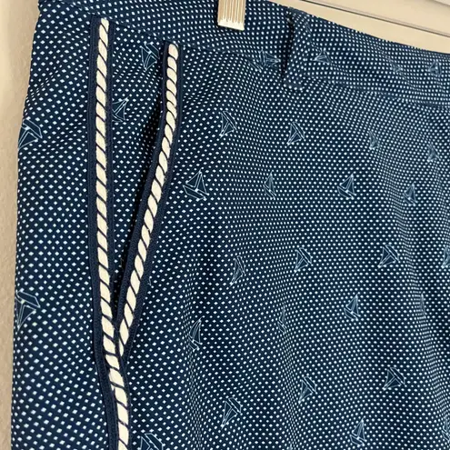Lady Hagen Women’s Bermuda Golf Shorts Sailboats Dots Blue White Size 16