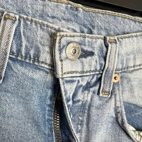 Levis 502 Taper Light Wash Jeans Size 31x30 (Actual 30x28) Blue