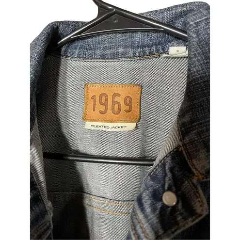 Gap Vintage  1969 Jean Jacket Blue Denim Heritage Trucker Pockets Y2K Size S