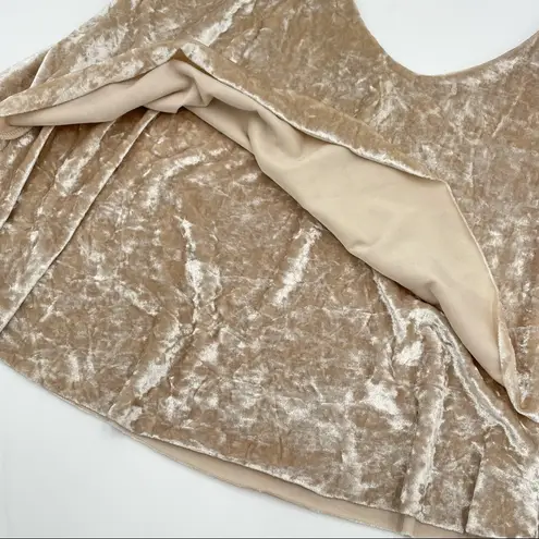 Madison & Berkeley Ruffle Velvet Top Skinny Straps