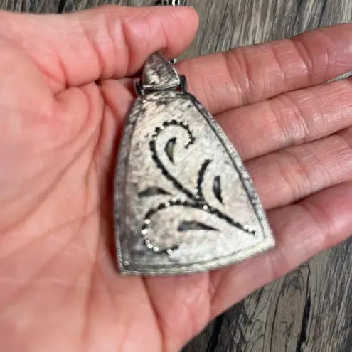 Vintage Stainless Steel Flower Engraved Etched Pendant Necklace with Long Chain Silver