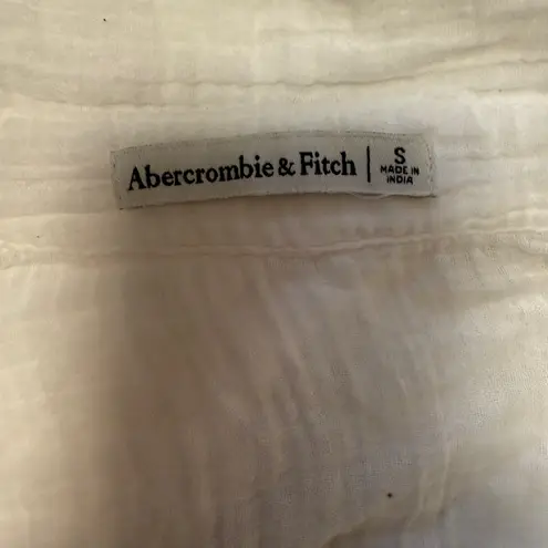 Abercrombie & Fitch  Oversized White Crinkle Textured Shirt Small
