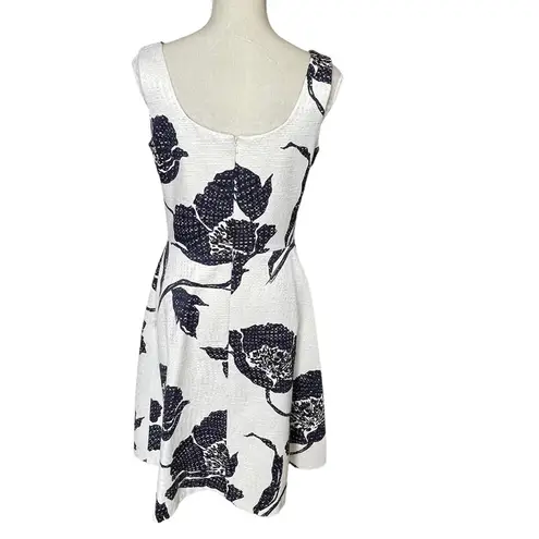 W By Worth Women’s Textured Floral Print Dress Size 4 Sleeveless Fit & Flare