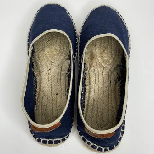 Toni Pons Blue Canvas Espadrilles Tan Trim Slip