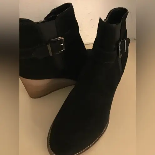 Blondo women black suede waterproof boots US 10 Euro 41 medium