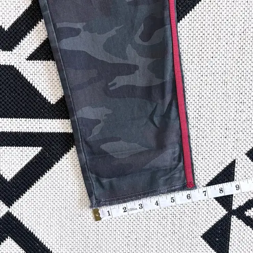 Sundry x Anthropologie Side Trim Camo Le Soleil Pants in Charcoal Size 27 - Image 10