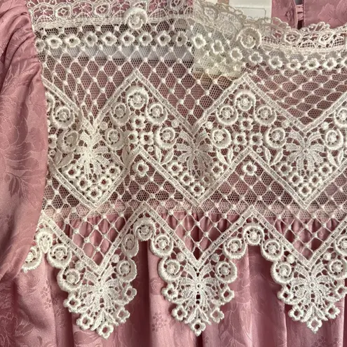 Jessica McClintock Vintage 80s Jessica McClintock Lord & Taylor Pink 100% Silk And Lace Top Size 6