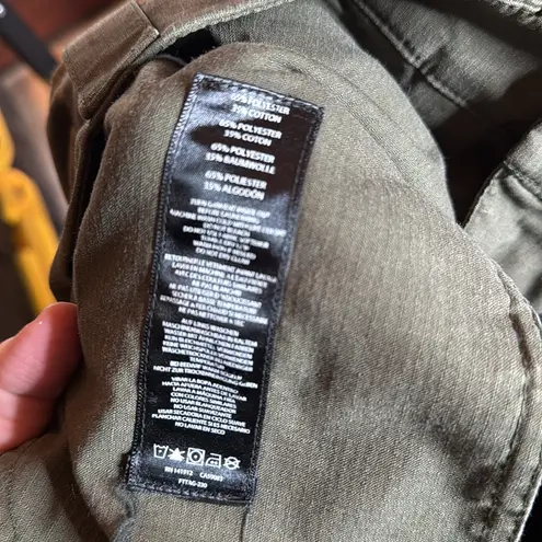 FIRST TACTICAL WOMEN'S V2 TACTICAL SHORTS OLIVE GREEN SIZE 4