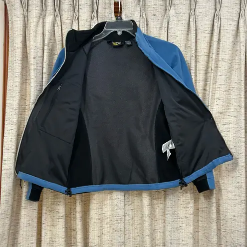 Mountain Hardwear Women’s Windstopper Full Zip Jacket