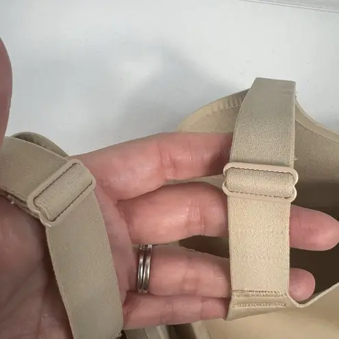 Cacique 44G Bra Totally Smooth Lightly Lined Full Coverage T-Shirt Underwire Tan