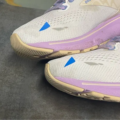 Brooks Ghost 15 1203801D166 Women's Wide Sneakers White/Lavender Size 7.5D