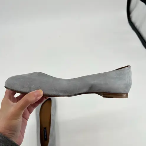 Margaux Womens Modern Classic Round Toe Ballet Flats Light Gray Suede Size 43