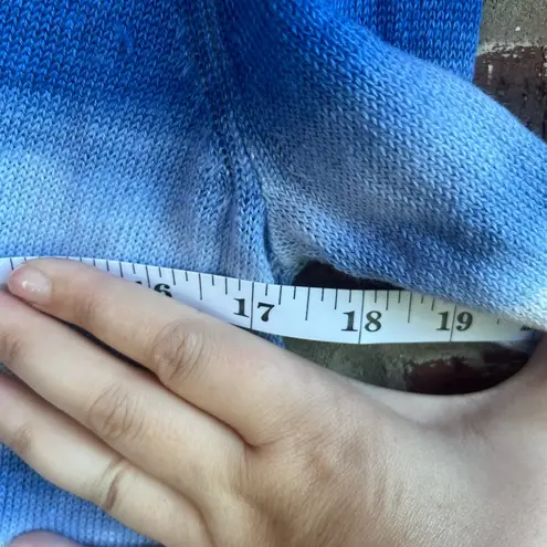 Tommy Bahama  100% Linen Blend Blouse Size Small