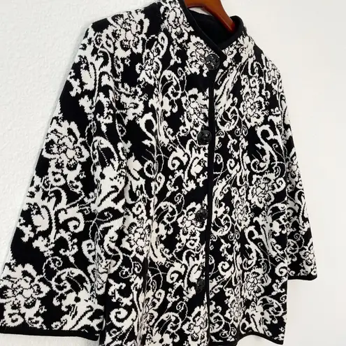 JM Collection black white mandarine collar blazer