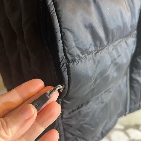 32 Degrees Heat Puffer Vest 32 Black Sleeveless Vest with Quilted Design 32 Degrees