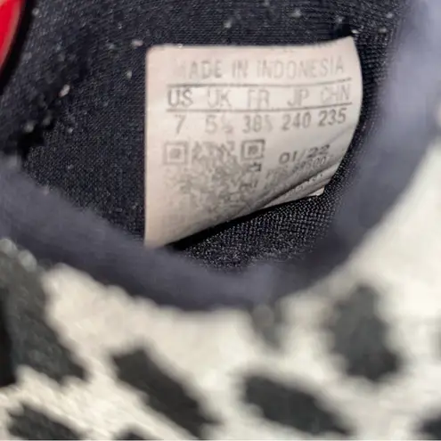 Adidas  Women’s Size 7 Leopard Animal Print Swift Running Shoes Sneakers