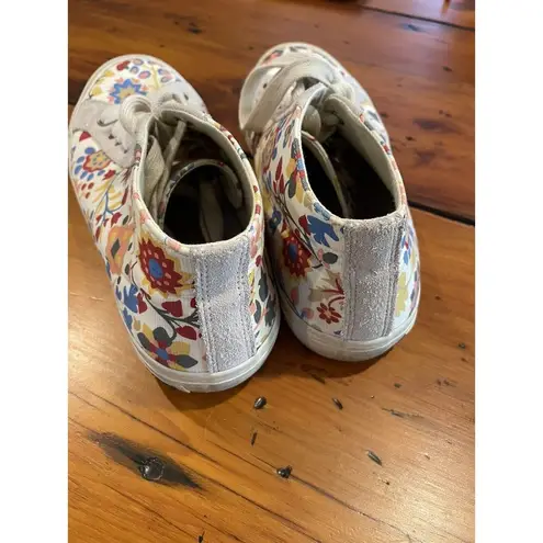 Seavees Womens casual Sneaker Size 9 high top canvas floral print