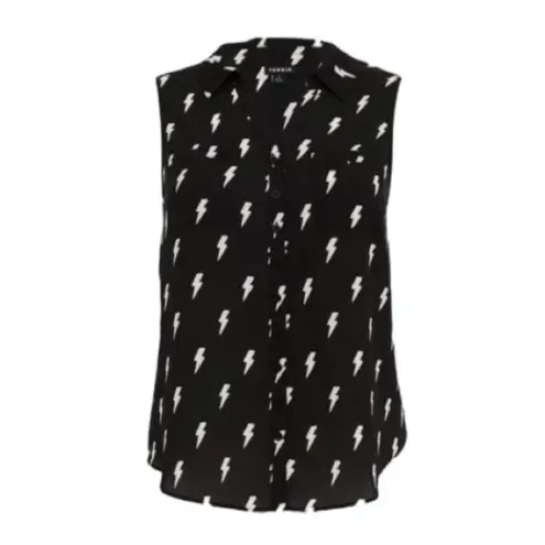 Torrid  NWT Madison Georgette Lightning Bolt Button-Up Sleeveless Top 4X